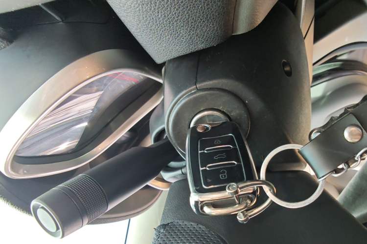 Used Chevrolet Malibu 2012 2.0L Automatic Luxury Edition Vehicle Key