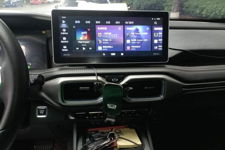 Used Geely Auto Haoyue 2020 1.8TD DCT Flagship 7-Seater
