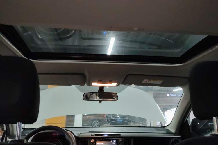 Used Toyota RAV4 2016 2.0L CVT Two-Wheel Drive Fashion Edition China V Standard