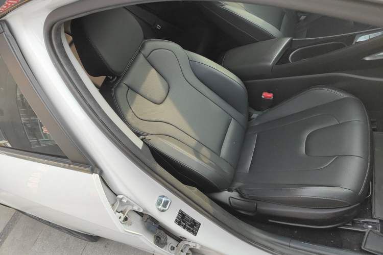 Used Hyundai Elantra 2023 1.5L CVT TOP Flagship Edition Right Front Seat