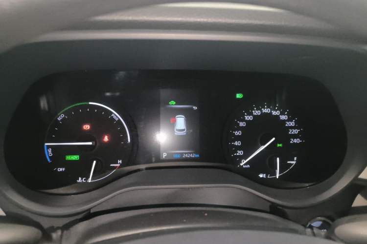 Used Toyota Granvia 2023 2.5L Hybrid Luxury Edition