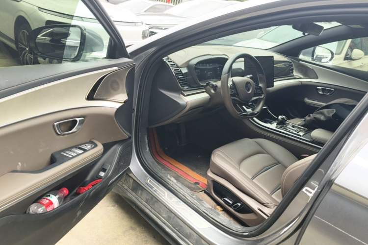 Used BYD Han 2025 DM-i 125KM Comfort Model
