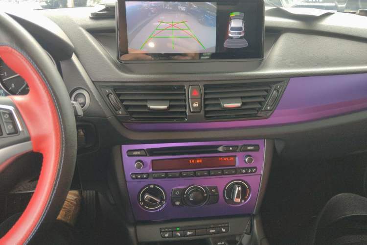 Used BMW X1 2015 sDrive18i Fashion Upgrade Edition Audio And AC Panel