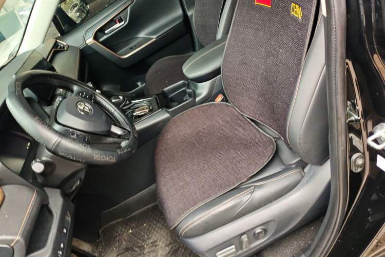 Used Toyota Wildlander 2024 2.0L CVT Two-Wheel Drive Urban Edition
