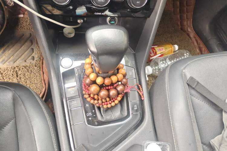 Used Volkswagen Tiguan L 2017 330TSI Automatic Two-Wheel Drive Luxury Edition