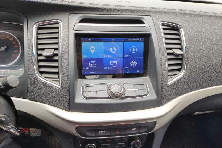 Used Geely Auto Vision 2017 1.5L Manual Happiness Edition Audio And AC Panel