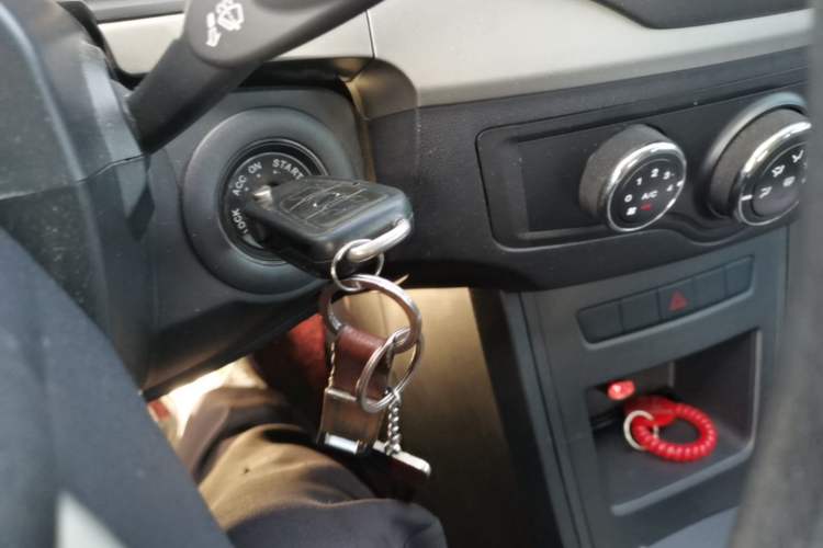 Used Roewe 350 2014 1.5L Manual Xunchi Edition