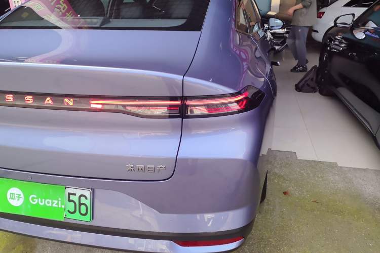 Used Nissan N6 2026 Model 180 Max Right Rear Taillight