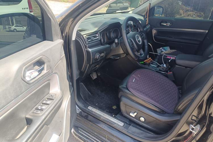 Used Jeep Grand Commander 2018 2.0T Four-Wheel Drive Enjoyment Version China V Driver Seat