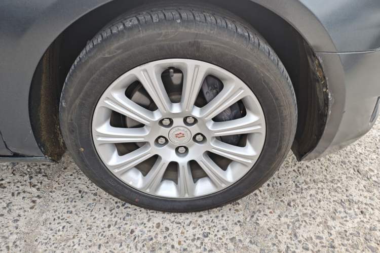 Used Cadillac XTS 2014 28T Comfort Version