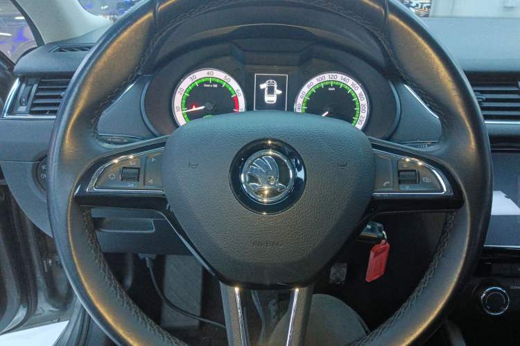 Used Skoda Octavia 2018 Station Wagon TSI230 DSG Luxury Edition