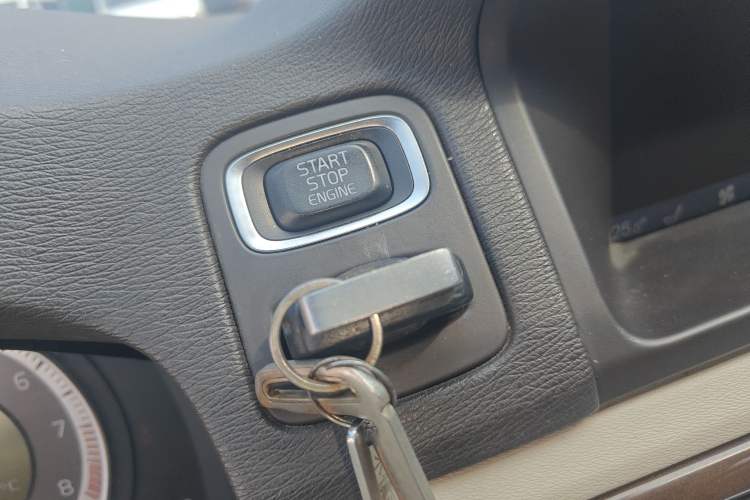 Used Volvo S80L 2012 2.0T T5 Luxury Edition Vehicle Key