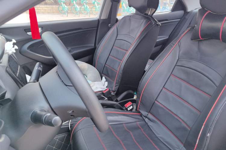 Used Hyundai Verna (older generation) 2020 1.4L Manual GL Refreshed Edition
