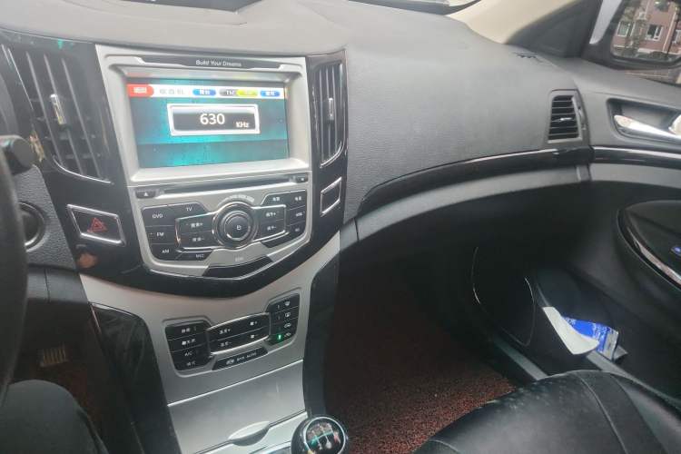 Used BYD Surui 2014 1.5L Manual Luxury Model
