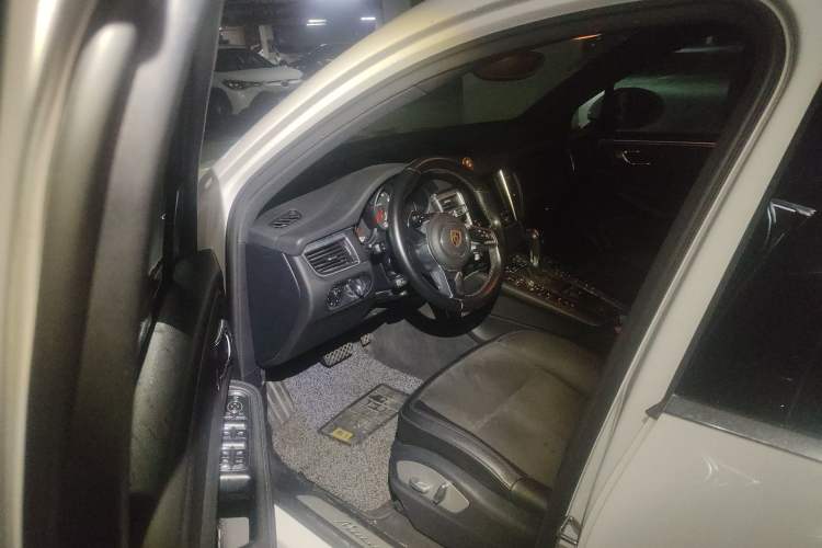 Used Porsche Macan 2016 Macan 2.0T