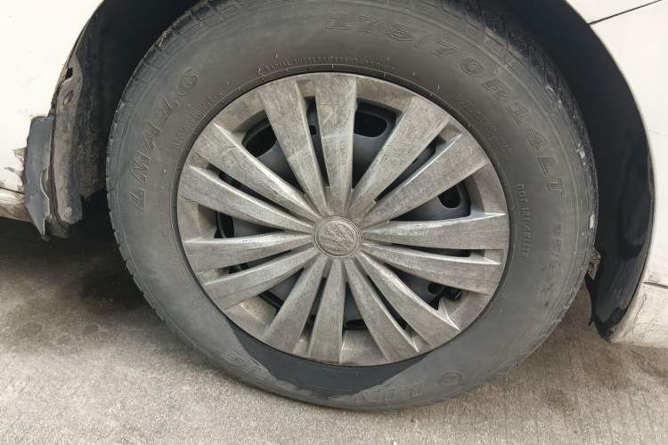 Used Volkswagen Santana 2016 1.4L Manual Fashion Edition
