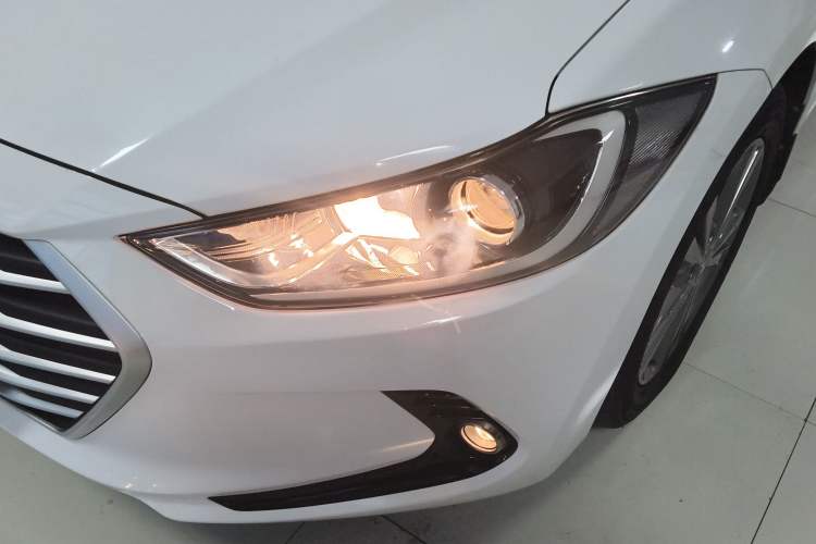 Used Hyundai Elantra (6th Generation / Lingdong) 2016 1.6L Manual ZhiXuan · Dynamic Model Left Front Headlight
