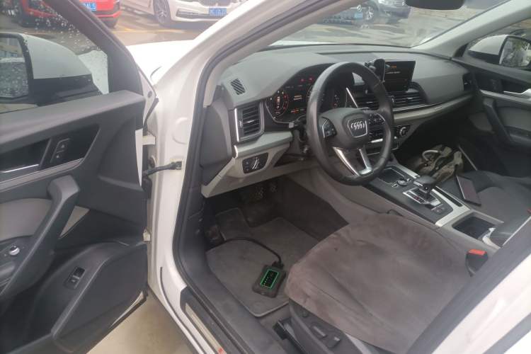 Used Audi Q5L 2018 40 TFSI Prestige Fashion Edition China VI Driver Seat