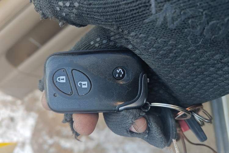 Used BYD S6 2011 2.4L Automatic Luxury Edition
