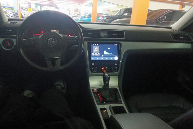 Used Volkswagen Passat 2014 1.8TSI DSG Prestige Edition