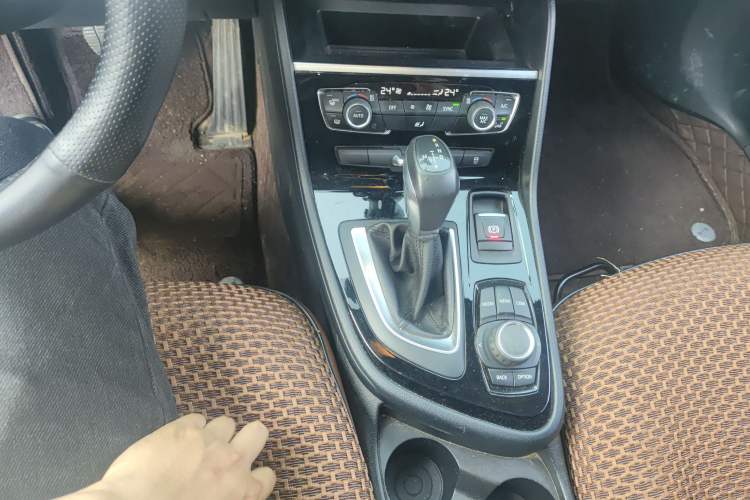 Used BMW 2 Series Gran Tourer 2015 218i Leading Model