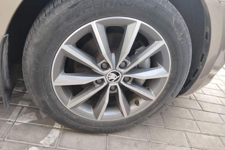 Used Skoda Octavia 2018 1.6L Automatic Comfort Edition