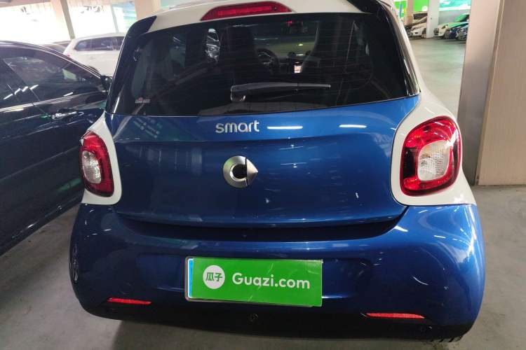 Used smart forfour 2018 0.9T 66 kW Pioneer Edition
