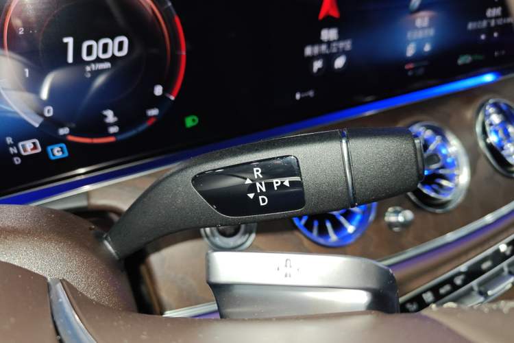 Used Mercedes-Benz E-Class 2023 Facelift E 260 L
