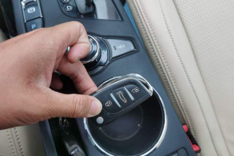 Used BYD Qin New Energy 2014 1.5T Flagship Model Vehicle Key