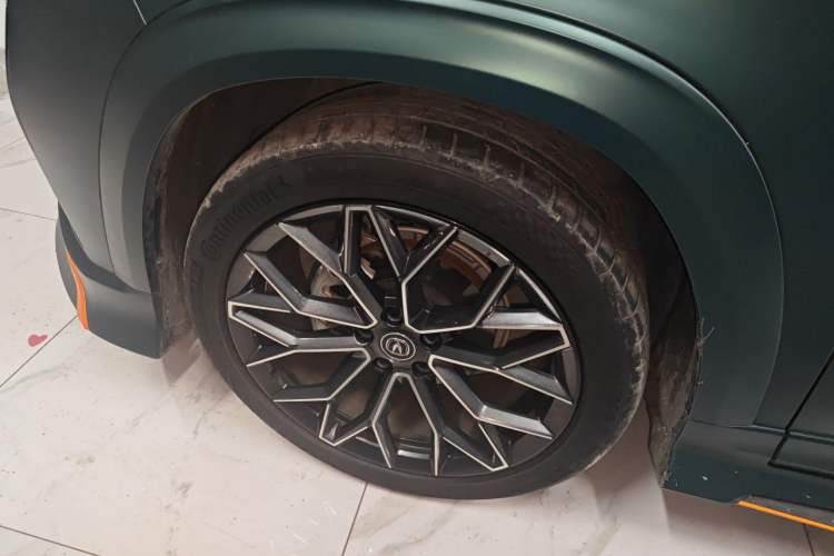 Used CHANGAN UNI-T 2022 1.5T Prestige Version Left Front Wheel Hub