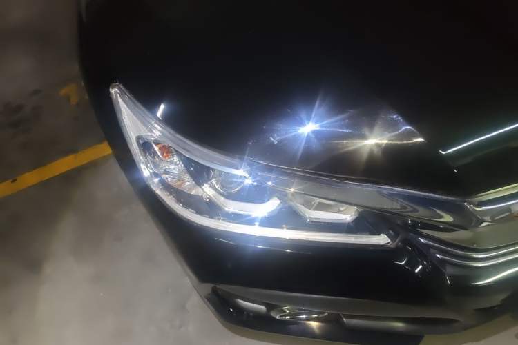 Used Honda Accord 2016 2.0L Comfort Edition Right Front Headlight