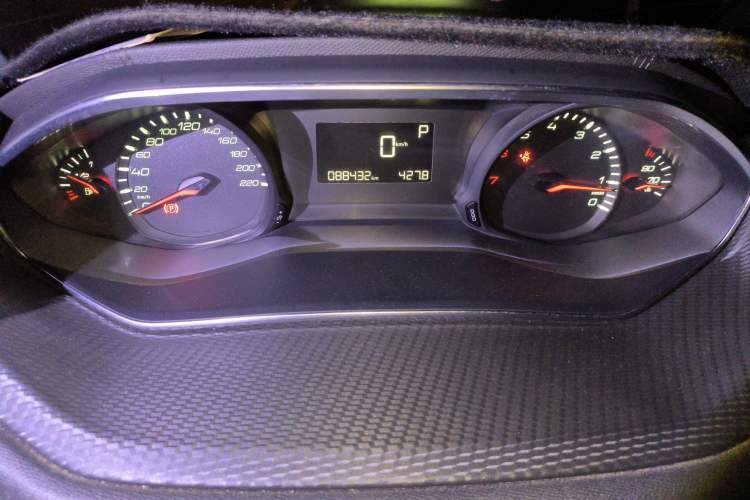 Used Peugeot 308 2018 1.6L Automatic Luxury Edition Instrument Cluster