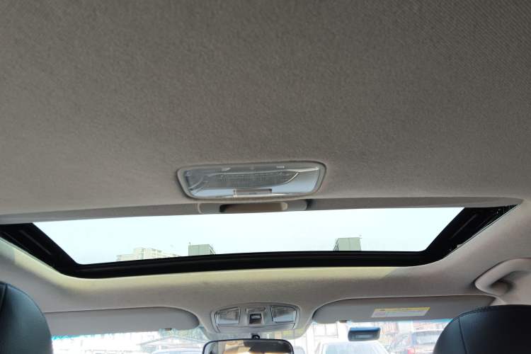 Used Hyundai Elantra (6th Generation / Lingdong) 2016 1.6L Automatic ZhiXuan – Elite Version
