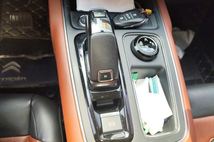 Used Citroen C5 AIRCROSS 2017 380THP Luxury Model Gear Lever