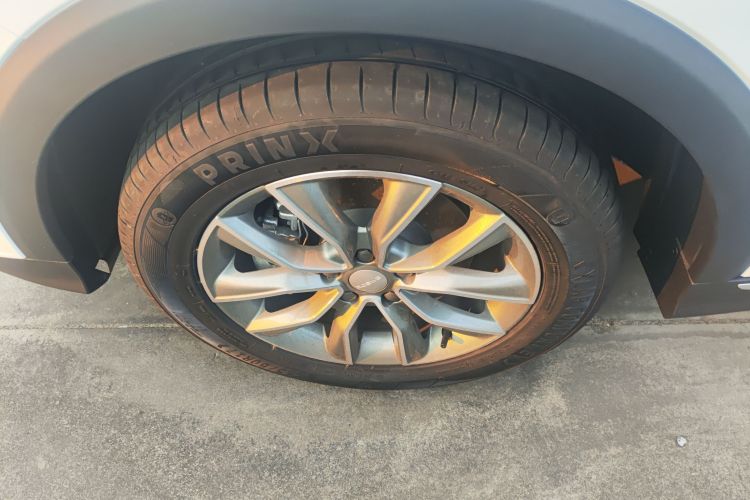 Used Roewe RX5 2025 PLUS 330TGI Automatic Trendsetting Smart Edition Left Front Wheel Hub