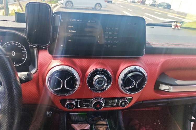 Used BAIC Off-Road BJ40 2019 PLUS 2.3T Automatic Four-Wheel Drive Premium Edition China VI
