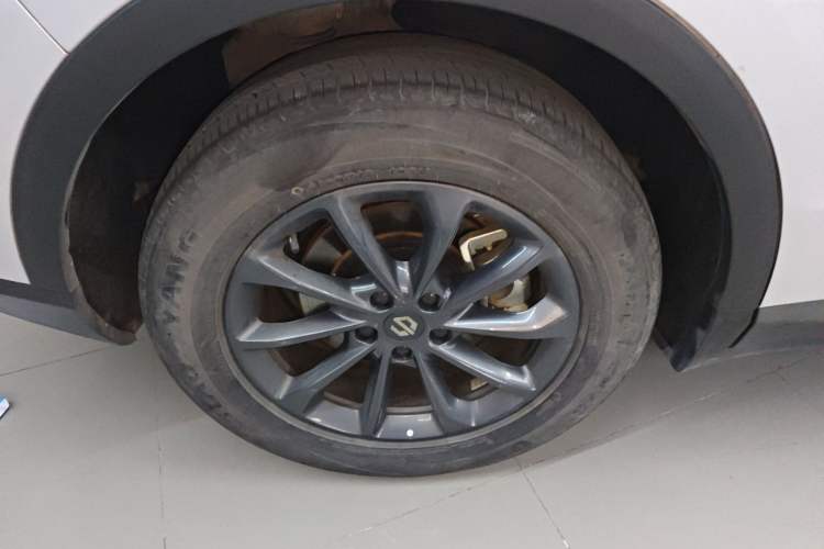 Used Leapmotor C11 2023 Range-Extended 180 Comfort Edition Right Rear Wheel Hub