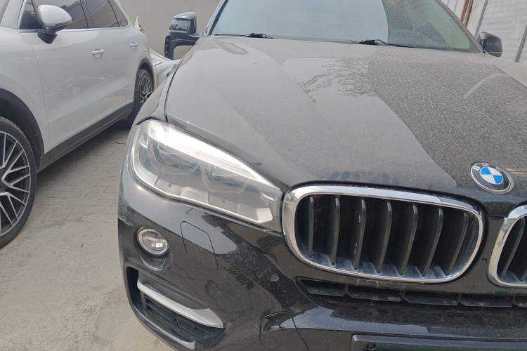 Used BMW X6 2016 xDrive35i Base Model Middle East Right Front Headlight