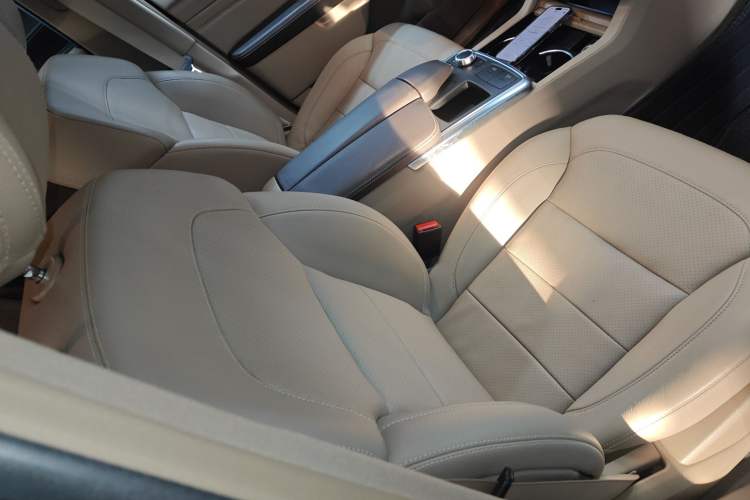 Used Mercedes-Benz M-Class 2014 ML 320 4MATIC