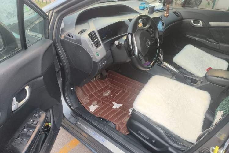 Used Honda Civic 2013 10th Anniversary 1.8L Automatic Luxury Edition
