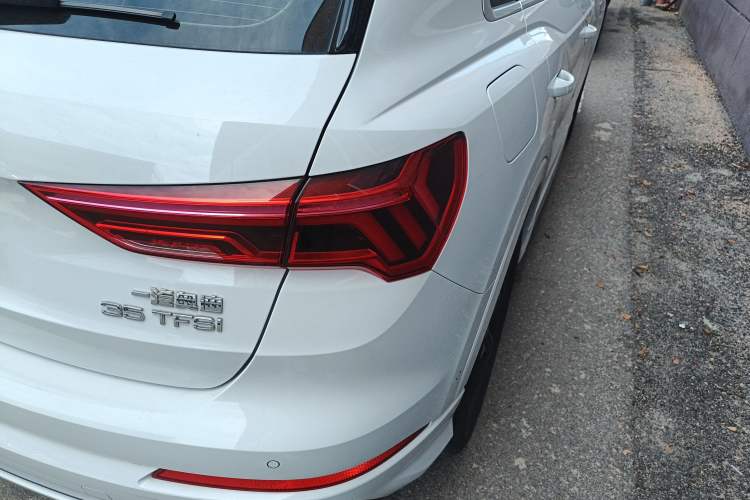 Used Audi Q3 2022 35 TFSI Fashion Dynamic Model
