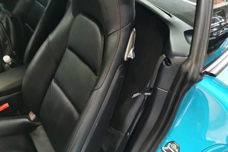 Used Porsche 718 2016 Cayman 2.0T
