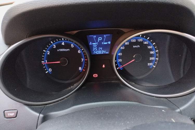 Used Hyundai ix35 2013 2.0L Automatic Two-Wheel Drive Smart GLS China IV Standard