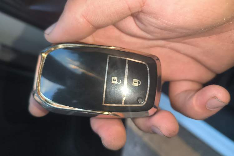 Used Toyota RAV4 Rongfang Plug-in Hybrid 2022 2.5L Two-Wheel Drive Elite Pro