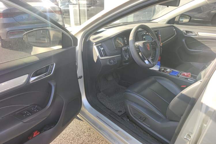 Used Roewe i6 New Energy 2017 45T Hybrid Connect & Smart Enjoyment Edition