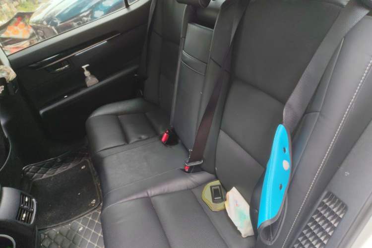 Used Lexus ES 2014 300h Comfort Edition