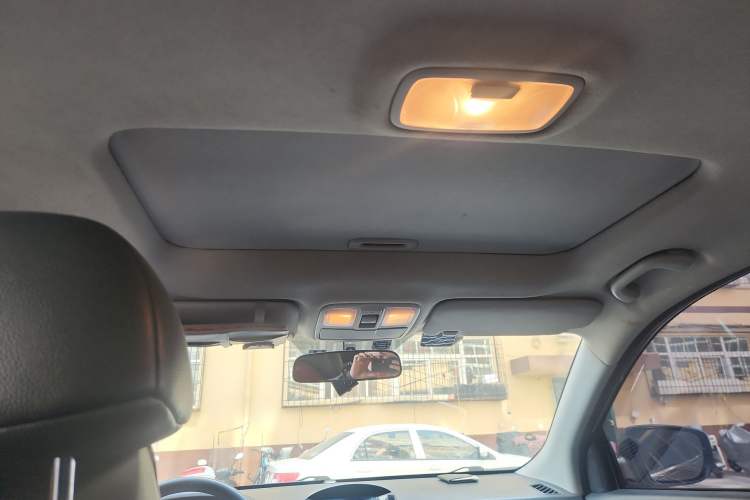 Used Hyundai ix35 2012 2.0L Automatic Two-Wheel Drive Elite Edition GLS
