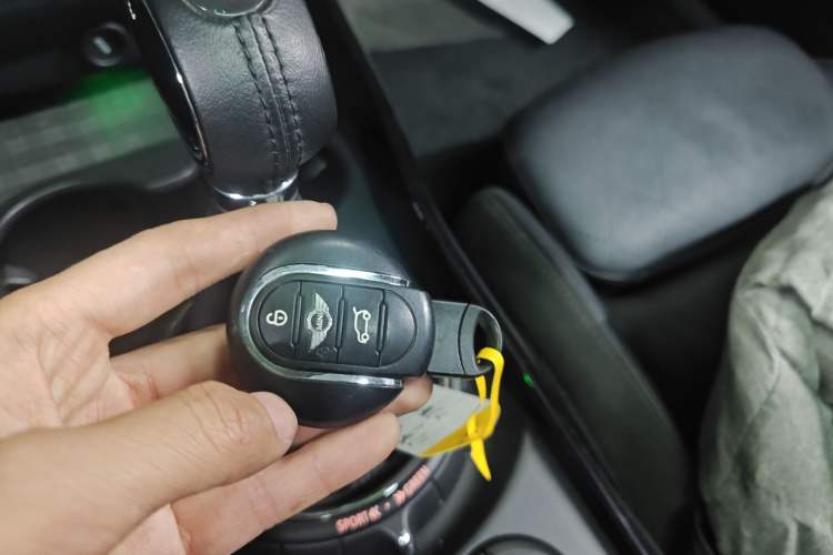 Used MINI Clubman 2016 1.5T COOPER Connoisseur Edition