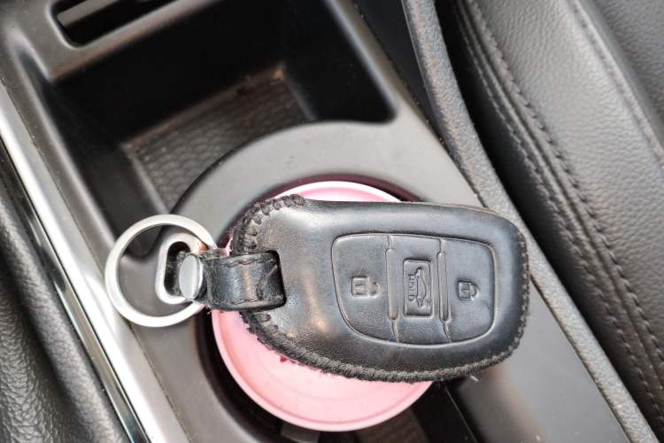 Used Hyundai Tucson 2015 1.6T Dual-Clutch Two-Wheel-Drive Smart Model Vehicle Key