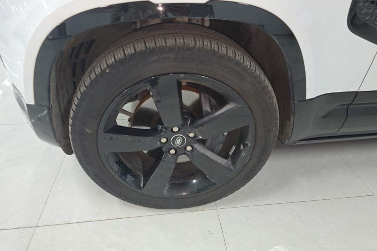 Used Land Rover Defender 2025 110 3.0T P400 – Dynamic HSE